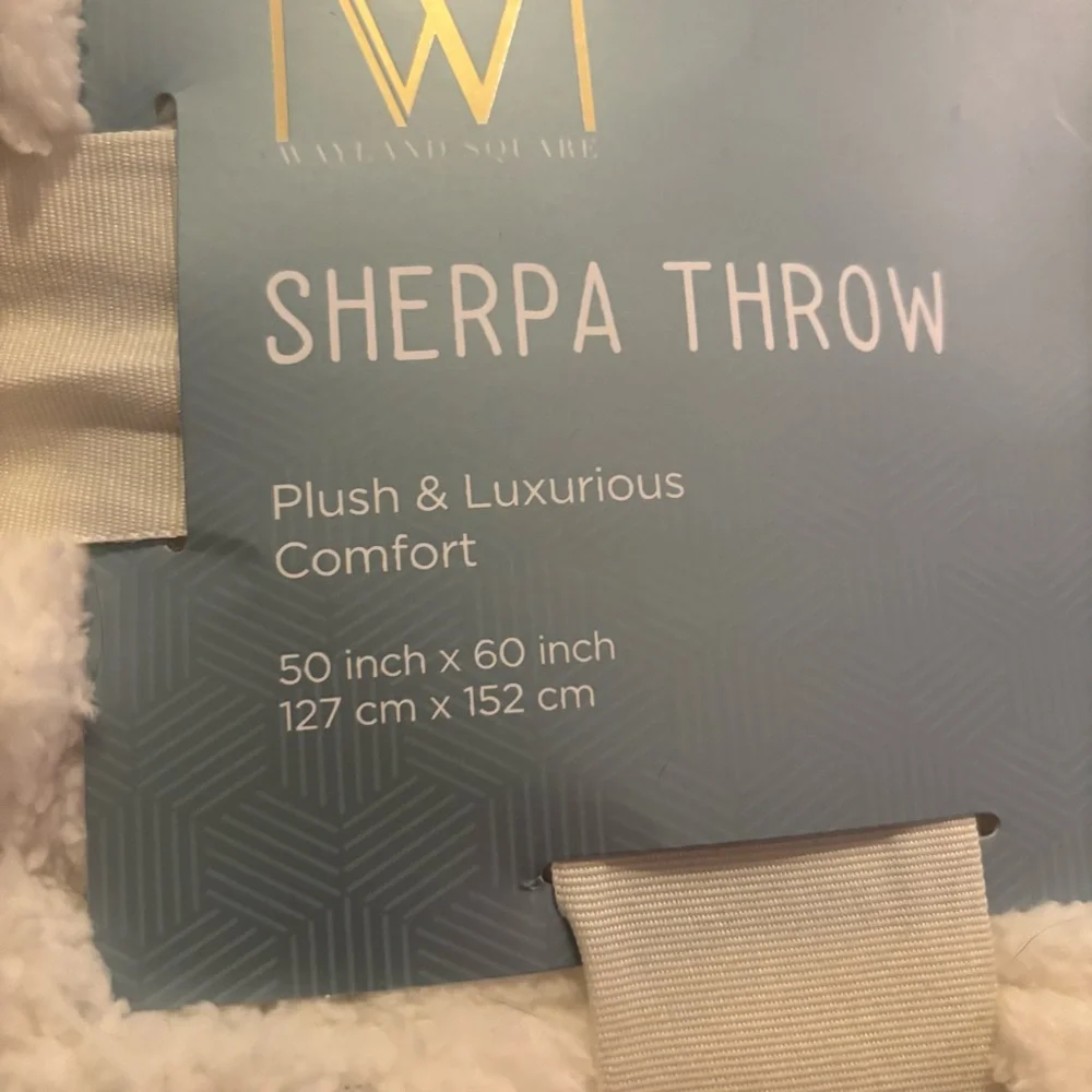 🖤Sherpa Throw Blanket - Picture 2 of 7